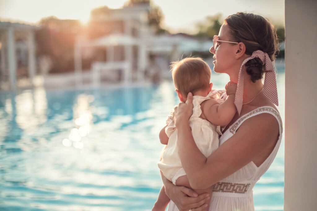 Travel and Emergency Nannies | Superstar Nannies